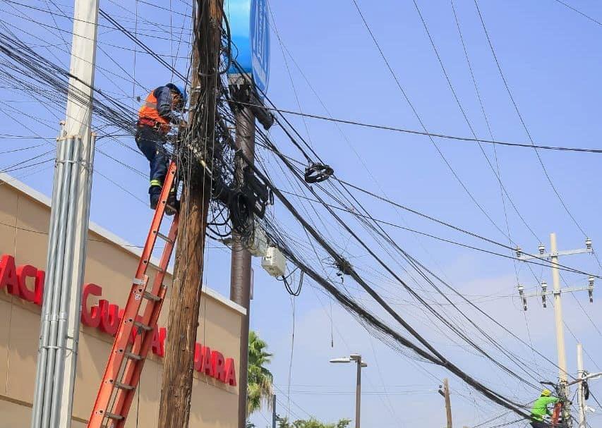 Reactiva Monterrey operativo de retiro de cableado