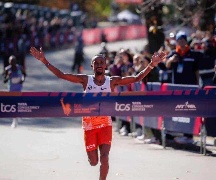 Triunfan Nageeye y Chepkiru en el maratón de Nueva York