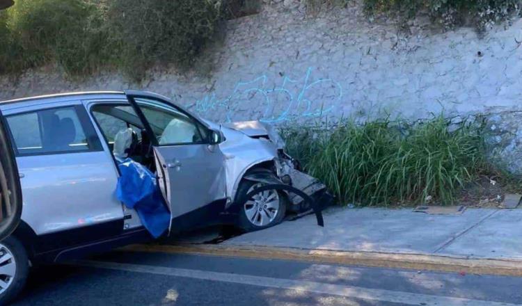 Muere conductor tras choque por alcance