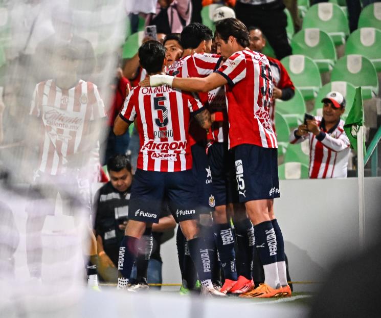 Chivas sigue en la pelea por Liguilla directa