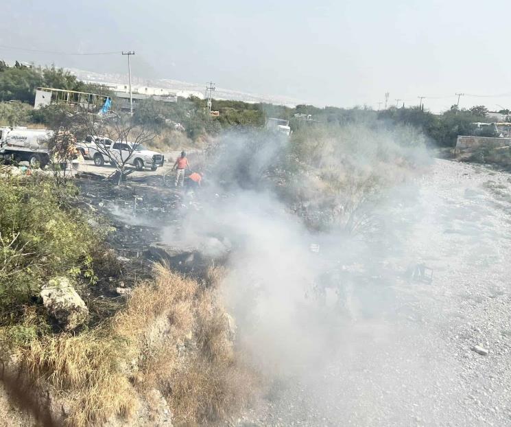 Arde tejabán en Santa Catarina