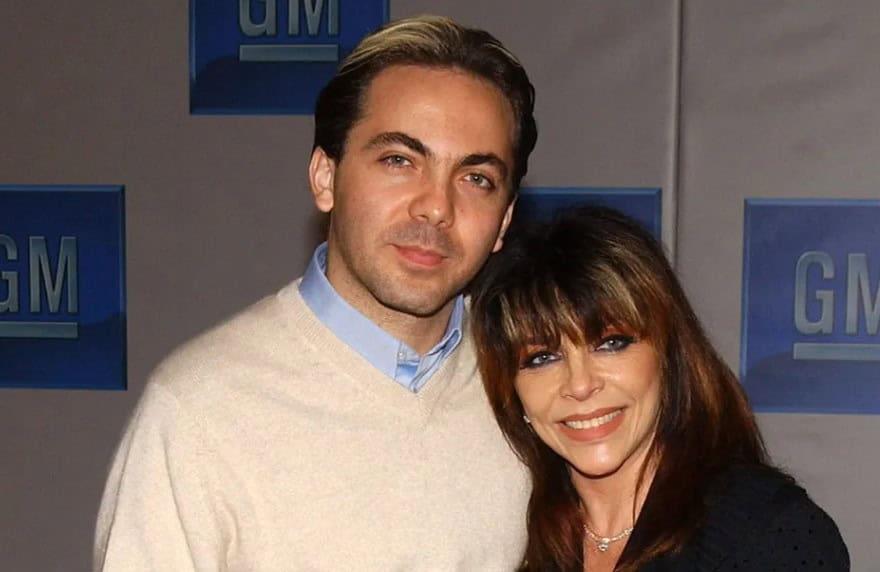 Defiende Cristian Castro a su mamá de Yolanda Andrade