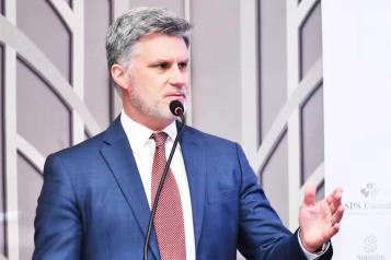 Designa Canadá a nuevo embajador en México