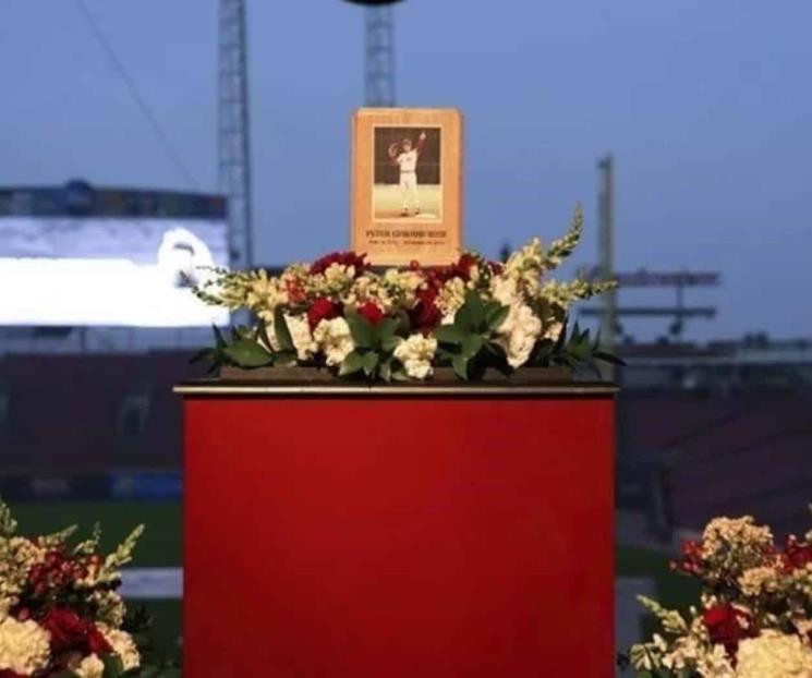 Los Rojos hacen funeral de 14 horas en honor a Pete Rose