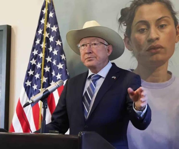 "Estrategia de abrazos, no balazos no funcionó": Ken Salazar