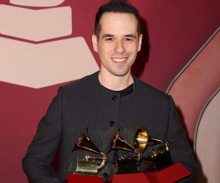 Edgar Barrera gana Latin Grammy a Mejor Compositor del Año