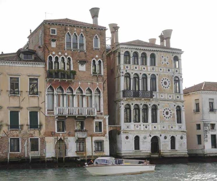 El palacio maldito de Venecia en restauración tras no ser vendido