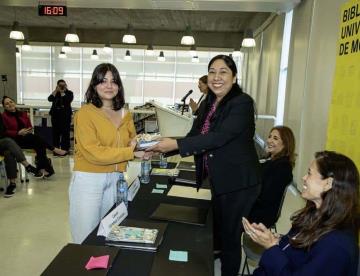 Premian las letras e ilustraciones de estudiantes de Prepa UDEM