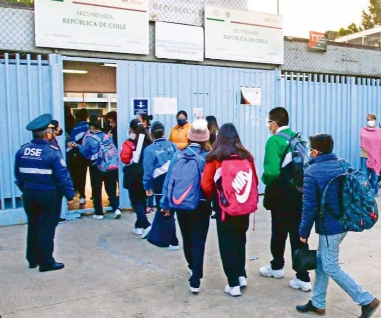 Estudiantes solo podrán recibir una beca gubernamental