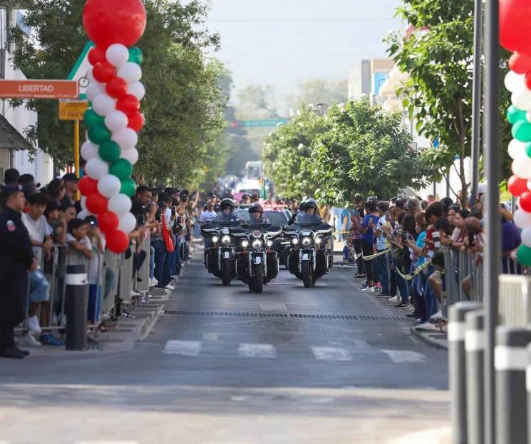 Desfilan 3 mil estudiantes y deportistas en SP