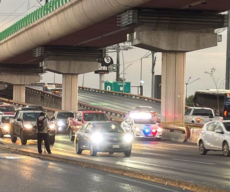 Encuentran a hombre sin vida en Avenida Universidad