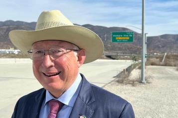 Celebra Salazar logros de relaci&oacute;n con M&eacute;xico