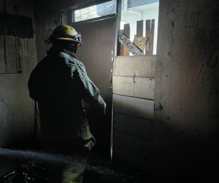 Arde vivienda en Allende