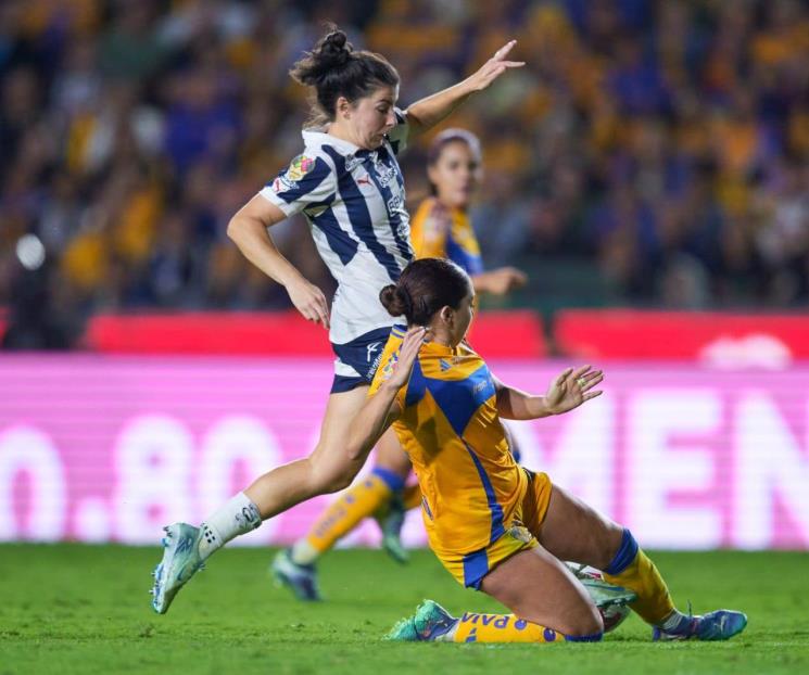 Vence Tigres Femenil a las Rayadas