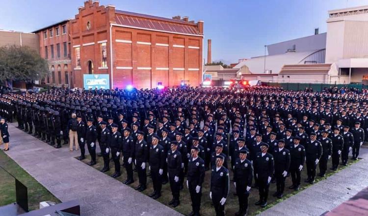 Se gradúan 118 cadetes de la UCS