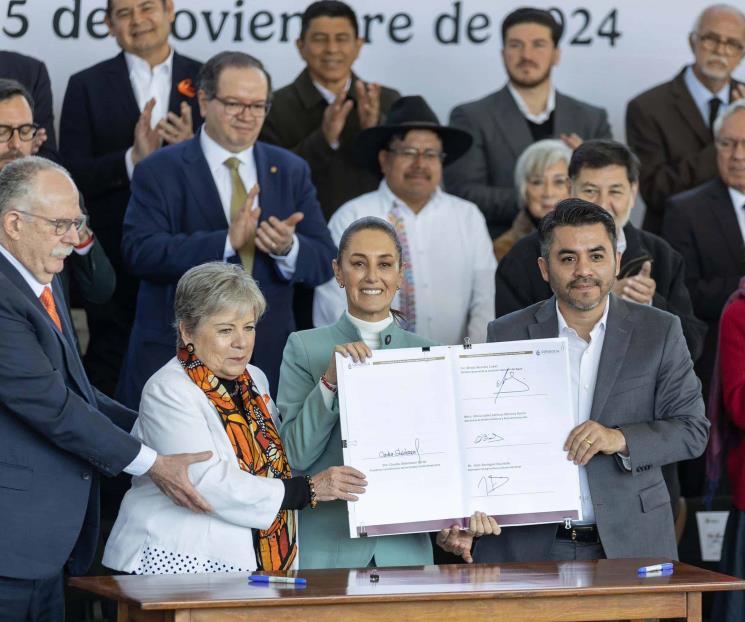 Sheinbaum firma Acuerdo Nacional por el Derecho Humano al Agua