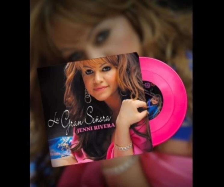 Publican el álbum La Gran Señora de Jenni Rivera en vinilo