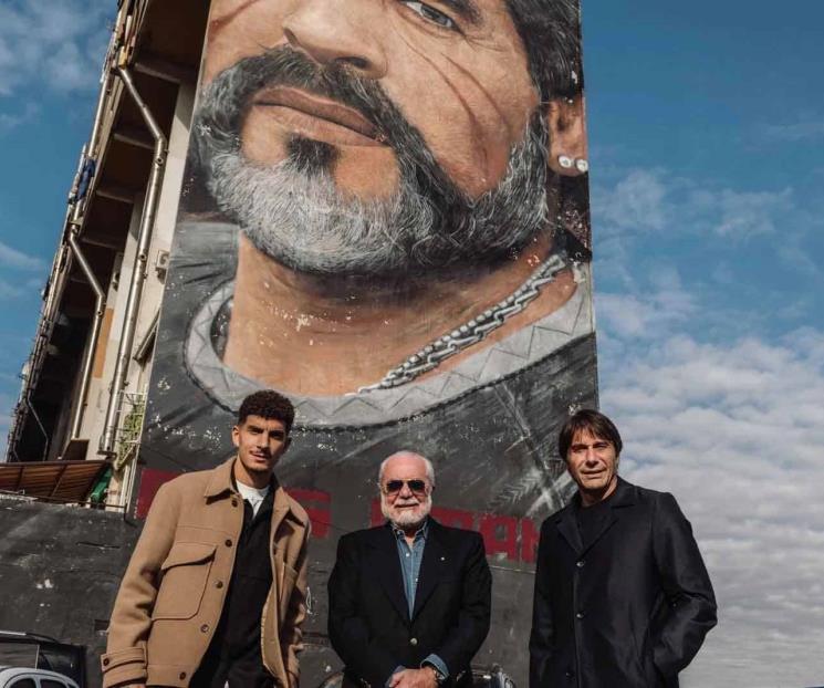 Homenaje en Napoli a Diego Maradona