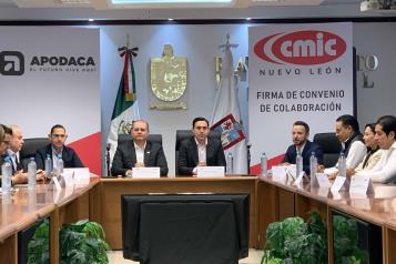 Firman convenio de colaboraci&oacute;n el municipio de Apodaca y la CMIC