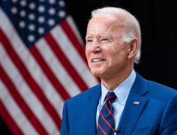 Dice Biden que aranceles de Trump son “contraproducentes”