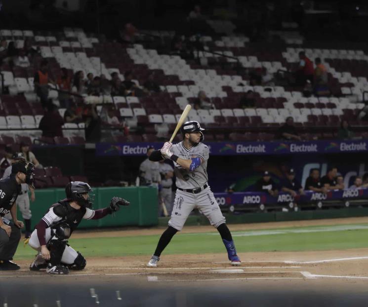 Tomateros emparejan serie a Sultanes