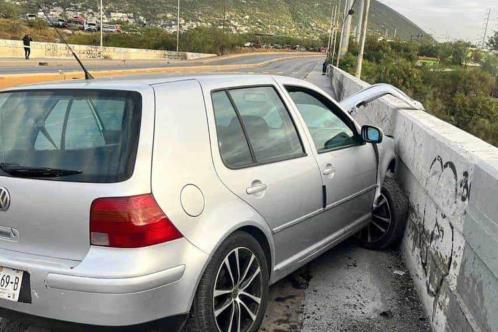 Hombre muere arrollado y conductor abandona la escena, en Escobedo