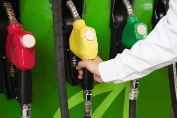 Cr&iacute;tica oposici&oacute;n rechazo a fijar precio de gasolina en 20 pesos