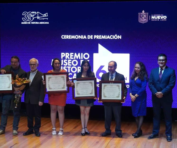 Galardonan a ganadores de la 6ª edición del Premio Museo de Historia