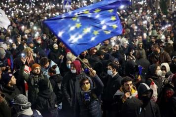 Arrestan a más de 100 en Georgia por protestas