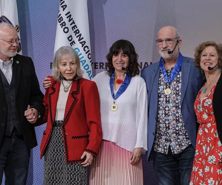 Abren Salón Literario Carlos Fuentes en FIL de Guadalajara