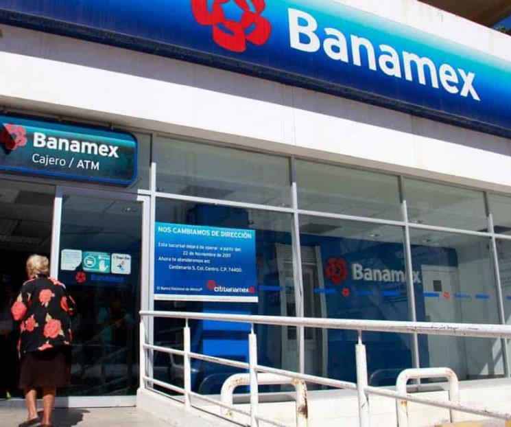 Banamex arranca diciembre vendiendo el dólar en 21.12 pesos