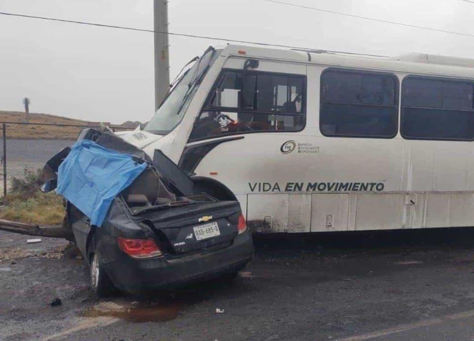 Muere Conductor Tras Choque Con Cami N De Personal En Garc A