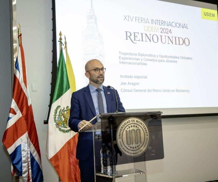 Clausura cónsul de Reino Unido Feria Internacional UDEM