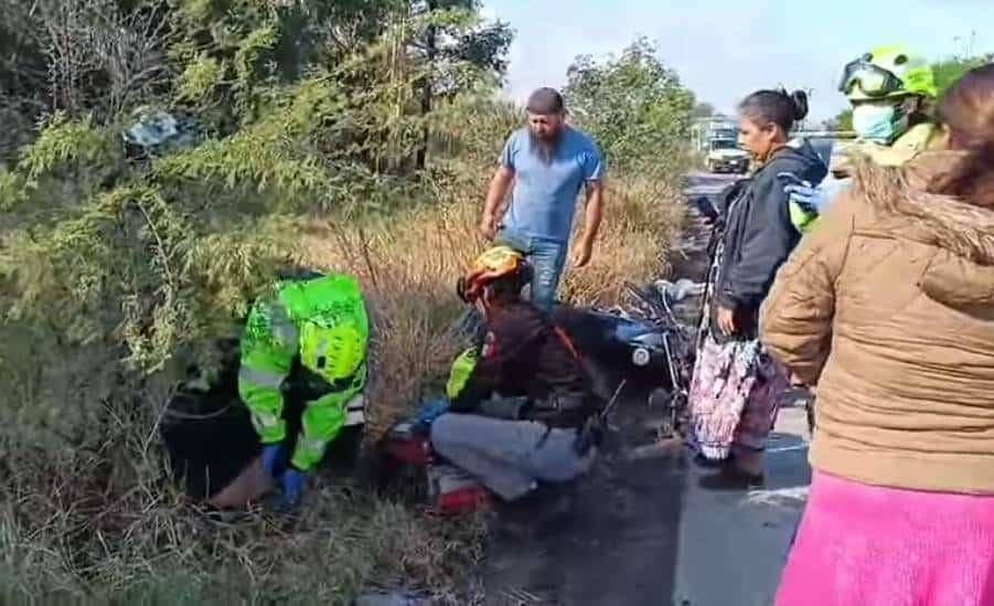 Estrella moto contra auto