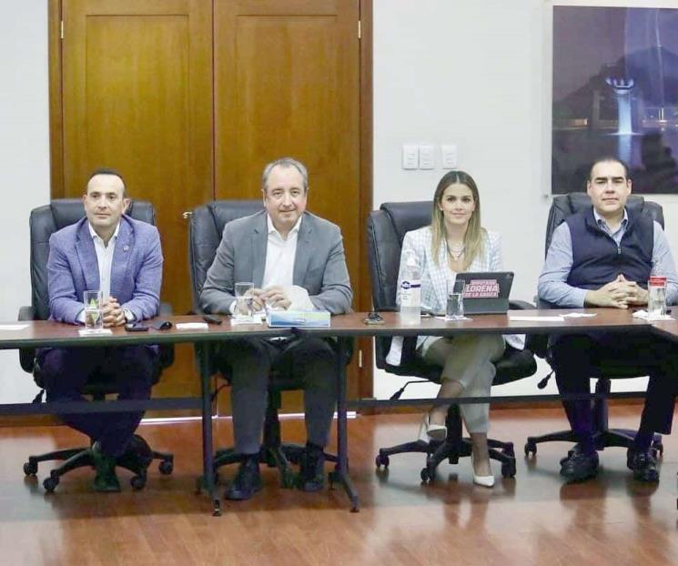 Tienen reunión legisladores y tesorero; revisarán paquete