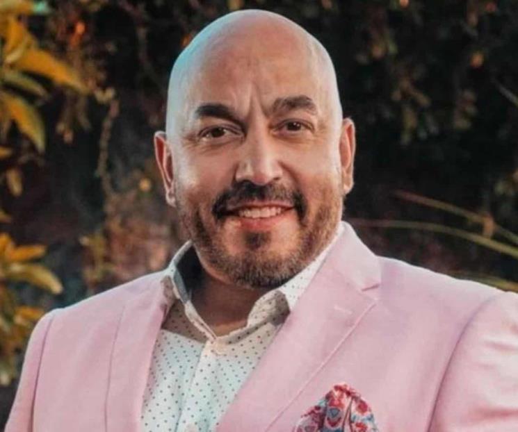 Hospitalizan al cantante Lupillo Rivera y cancela presentaciones