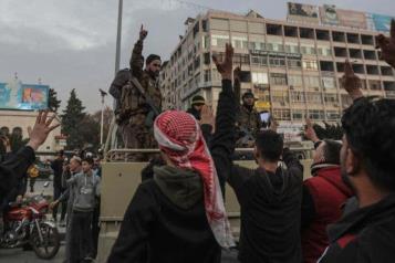 Avanzan insurgentes islamitas en Siria tras la captura de Hama y Hom
