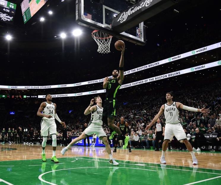 Celtics ganan y mantienen buen paso