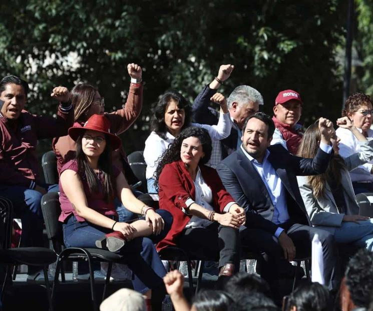 Simpatizantes de Morena en Tlatelolco para cierre de gira nacional