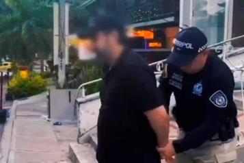 Detienen a cirujano mexicano