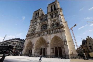 Reabre Notre Dame sus puertas  cinco a&ntilde;os despu&eacute;s del incendio