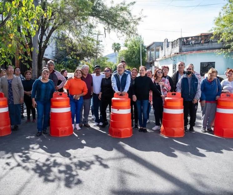 Entrega Mijes repavimentación de Fidel Velázquez a Anacleto Guerrero