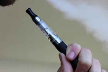 Senadores aprueban la prohibición de vaporizadores