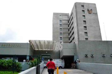 Alertan sobre despidos injustificados en IMSS e Infonavit