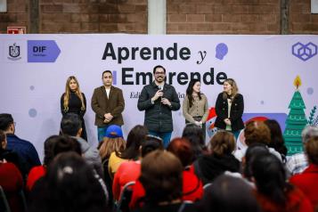 Concluyen capacitaci&oacute;n 200 emprendedoras de Santiago