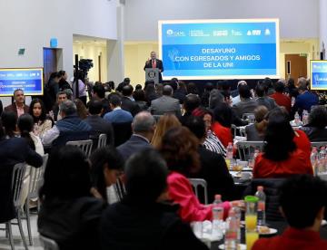 Invita Fundación UANL a egresados a apoyar a jóvenes estudiantes