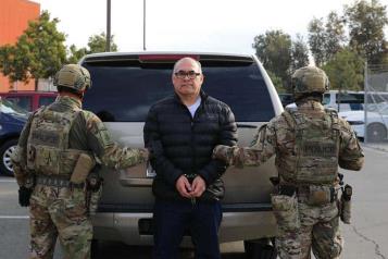 Deporta EU a México a Osiel Cárdenas Guillén