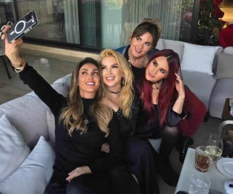 Ex actrices de RBD se reúnen en fiesta privada