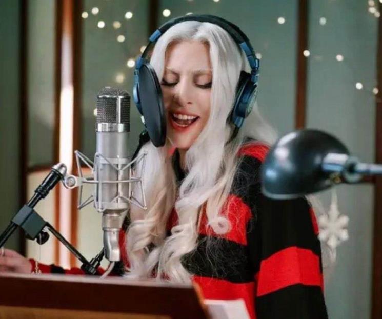 Lady Gaga estrena versión de Santa Claus is Coming to Town