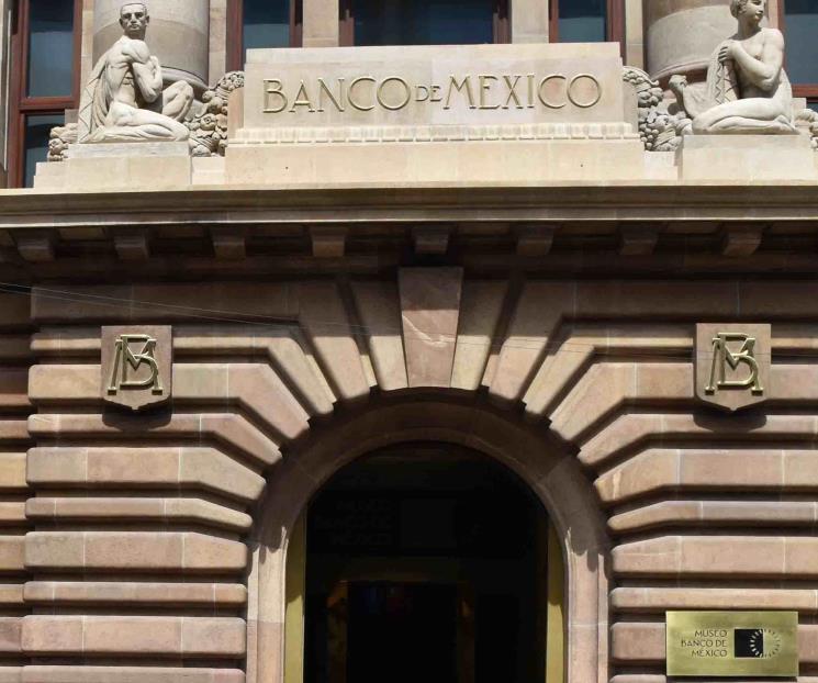 Banxico posterga meta de inflación por posibles aranceles de Trump